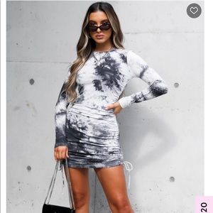 White Fox Boutique - long sleeve dress